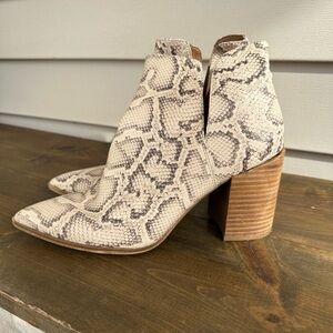 Steve Madden Cream and Brown Snakeskin Ankle Booties